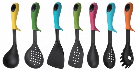 ISO9001/BSCI certifié TPR Manche d'outils d'accessoires de cuisine