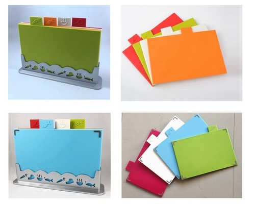 Transformez votre cuisine avec notre ensemble de planches à couper en 4 couleurs de taille 30x20cm