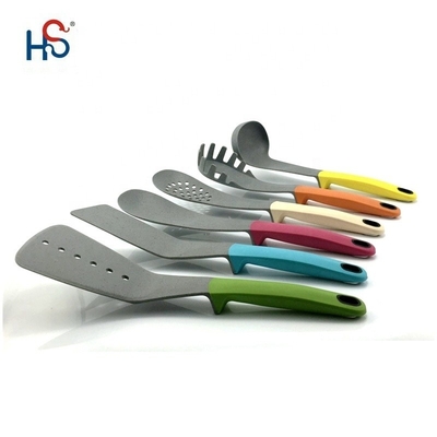Les ustensiles de cuisine rose pour les vacances de bébé Ensemble d'outils de cuisine TPR PP Manche Utilisateurs de cuisine uniques