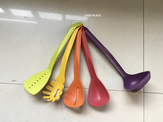 Essentiel pour la saison automnale Acheter des outils de mélange de cuisine et des ustensiles en nylon pour une cuisine intelligente