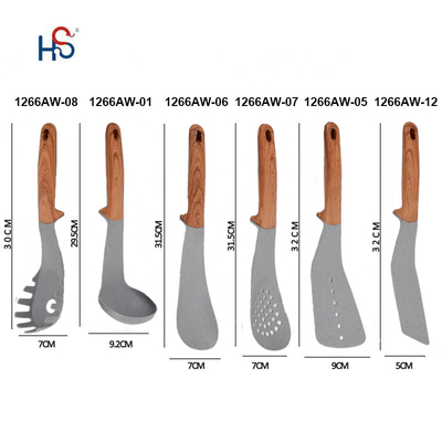 Sélection de l'espace de la salle d'appui 6 ustensiles de cuisine en bois pour les outils de cuisine classiques