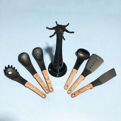 Ensemble d'ustensiles de cuisine 2022 Design moderne et sélection d'occasions de soutien pour la cuisine