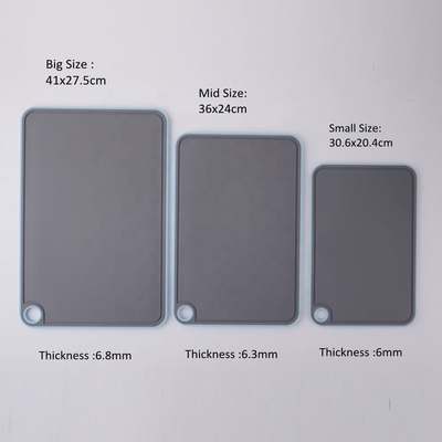Un ensemble de planches de coupe certifié ISO9001 pour les accessoires de cuisine colorés et les outils de cuisine