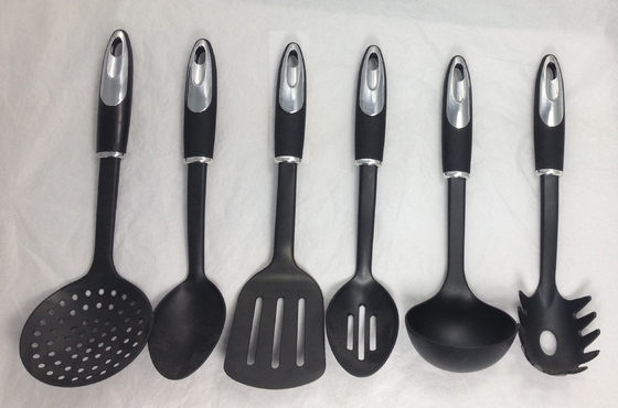 Résistant à la chaleur Nylon Cuisine Ensemble d'outils de cuisson non adhésifs Kit d'outils de cuisson Utilisations Cuillère Turner Accessoires
