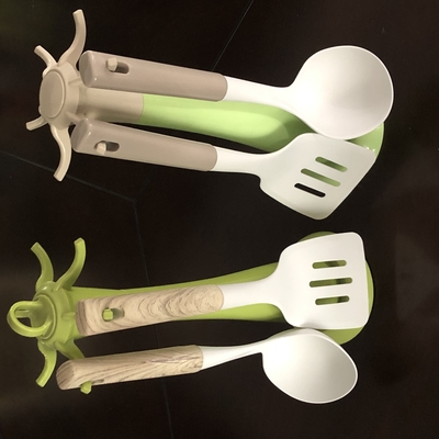 2 pièces Set Turners/Soup Ladle Utensils de cuisine Outils en nylon résistant à la chaleur pour cuisiner