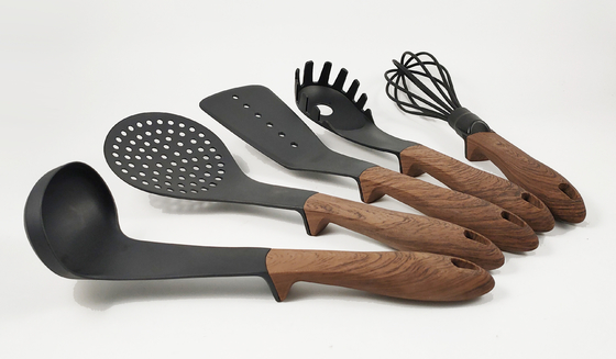Fabricants d'ustensiles de cuisine Articles ménagers et appareils de cuisine