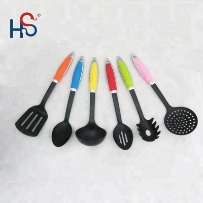Outils de cuisine antiadhésifs Résistant à la chaleur jusqu'à 210°C Gadgets uniques pour les accessoires ménagers