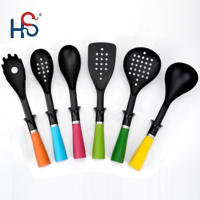Cuisine à domicile Ensemble d'outils de cuisine en nylon Ensemble de ustensiles de cuisine antiadhésifs avec certification ISO9001