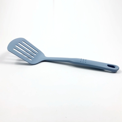 Utilisateur de poudre en nylon moderne pour servir de la soupe, de la sauce minestre et des pâtes en noir