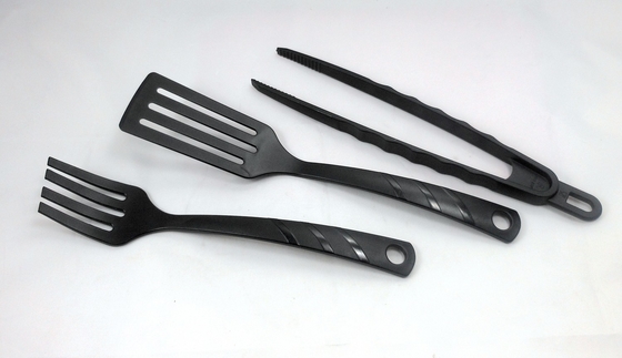 Trouvez les meilleures offres sur les accessoires de cuisine en nylon certifiés ISO9001 au One Dollar Store