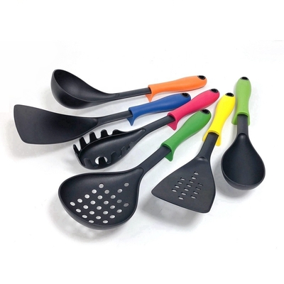 Haisheng 7 pièces ensemble de ustensiles de cuisine y compris les ustensiles de cuisine en nylon