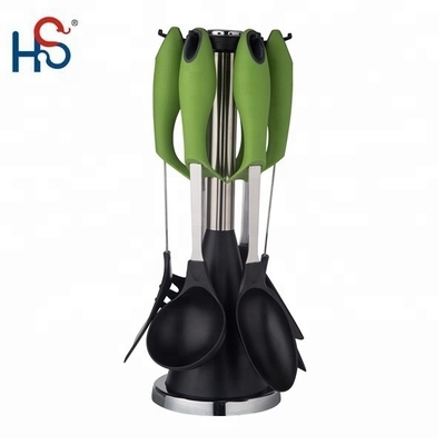 Créez la cuisine de vos rêves avec un ensemble d'outils en nylon en 7 pièces résistant à la chaleur et polyvalent