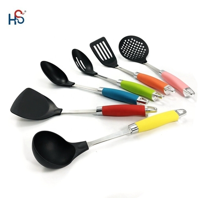 7PCS Ensemble d'outils de cuisine ménagers échantillon pour les accessoires de cuisine essentiels ODM ou OEM