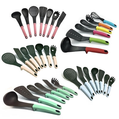 Ensemble d'outils de cuisine en nylon compact pour votre cuisine